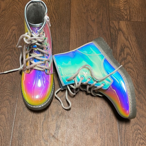 COPY - Iridescent girls fashion boot - Picture 3 of 4